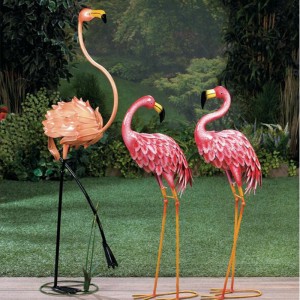 Pink Hand Painted Metal Flamingo Garden Statue for Outdoor Yard Decoration